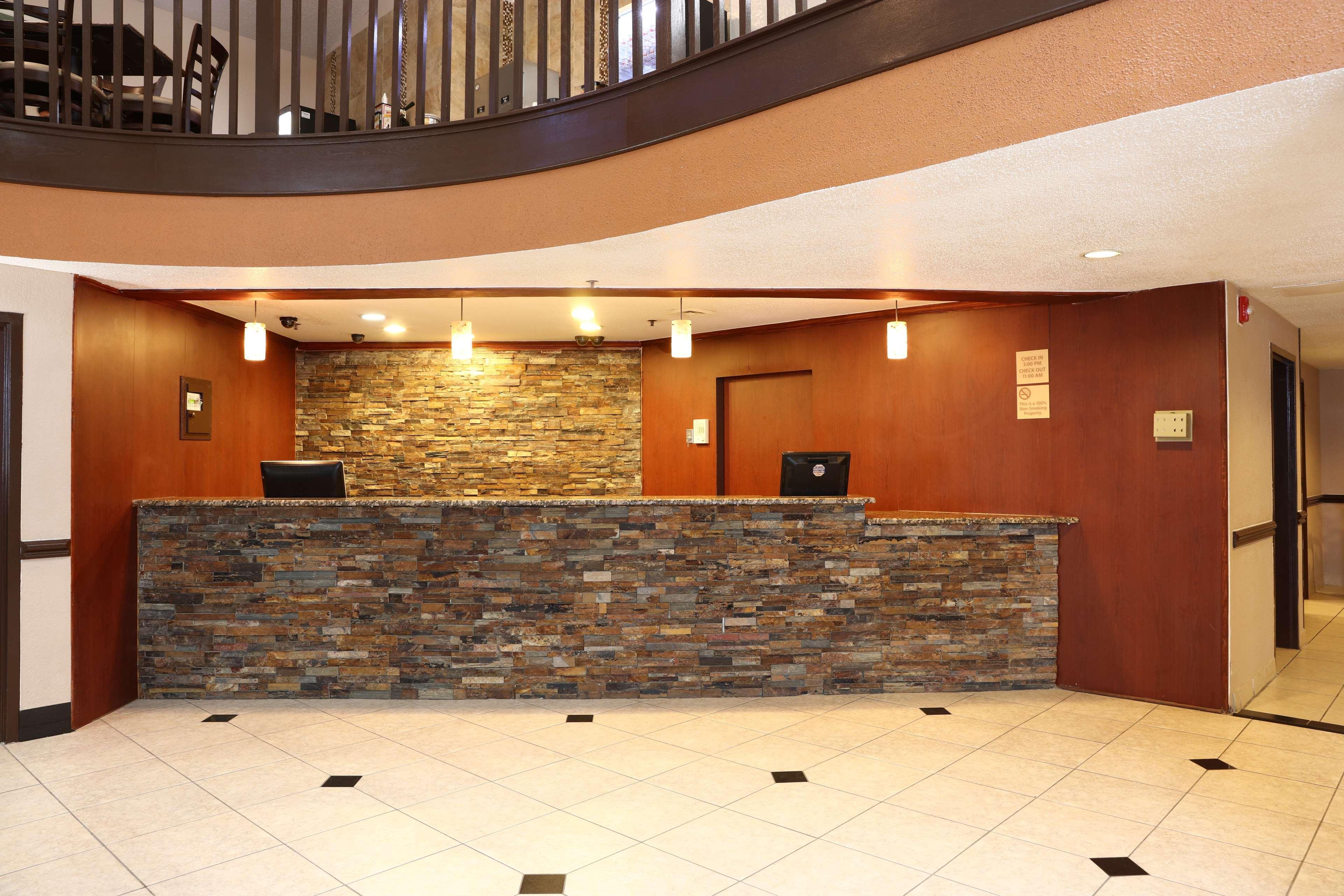 Americinn By Wyndham Grand Rapids Airport North Cascade Екстериор снимка