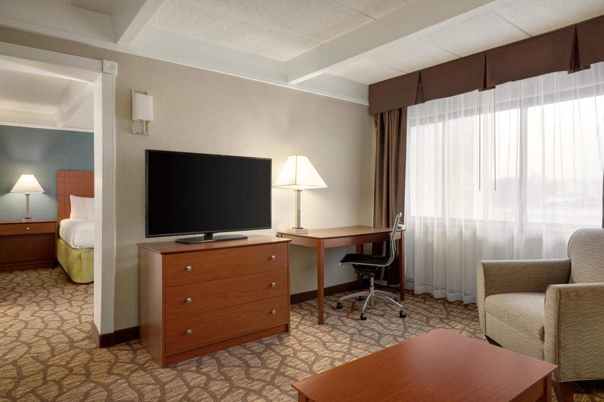 Americinn By Wyndham Grand Rapids Airport North Cascade Екстериор снимка